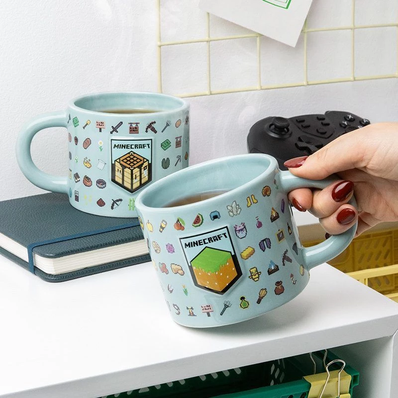 Paladone Minecraft Tasse mit Prägung