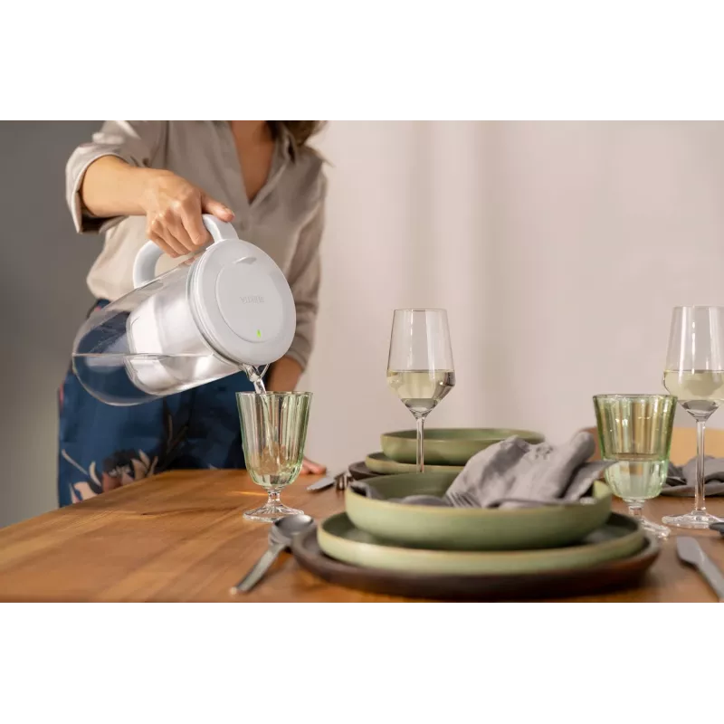 Brita Glass+1 Maxtra Pro Pure Performance Glas-Filterkanne, 2,5 l Gesamtvolumen / 1,5 l gefiltert, spülmaschinenfest, grau