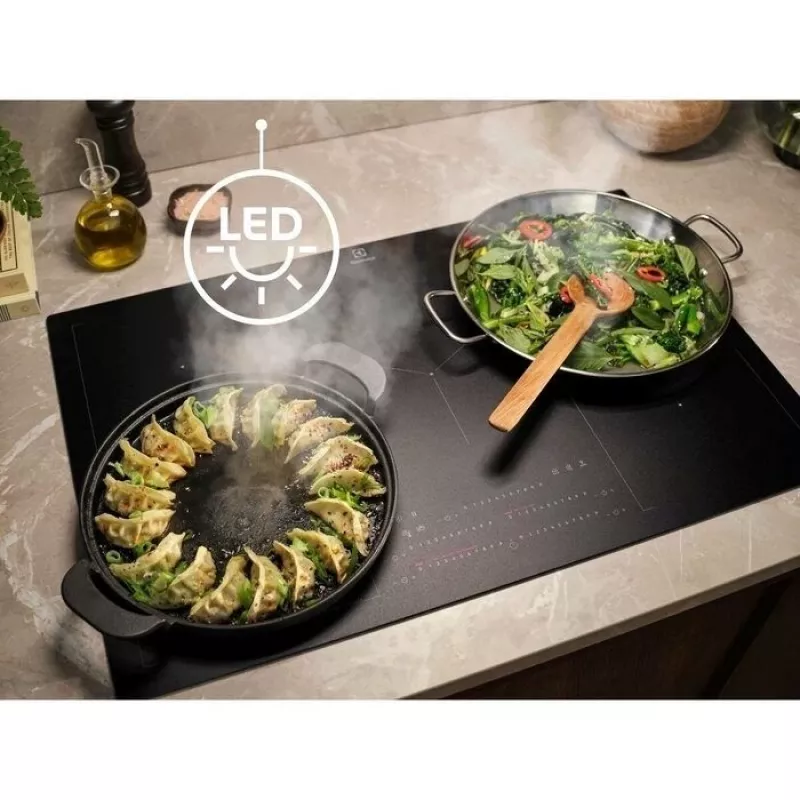 Electrolux CFG526R Schwarz 450 m³/h