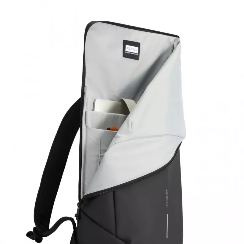 Rucksack XDDESIGN URBAN FLAP-TOP P706.2601 — wasserabweisend, leicht, schwarz