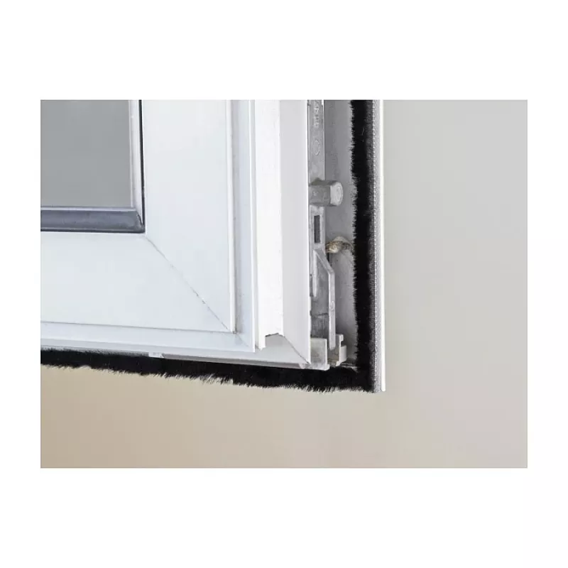 DeLOCK Bürstenleiste selbstklebend 10 mm Länge 5 m schwarz