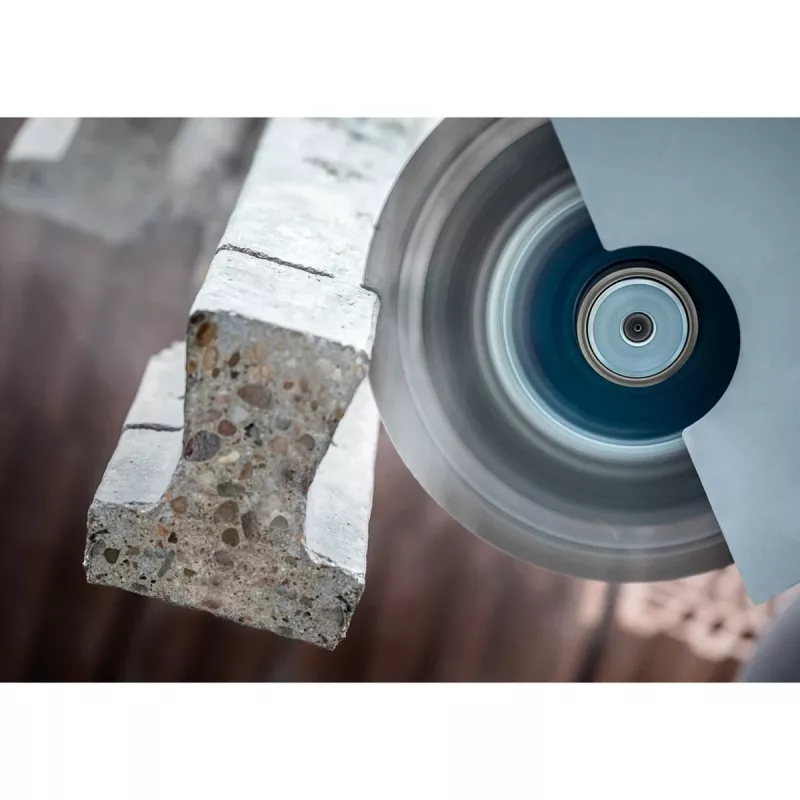 Bosch Expert MultiMaterial Diamant-Trennscheibe, 230 mm, 2608900663