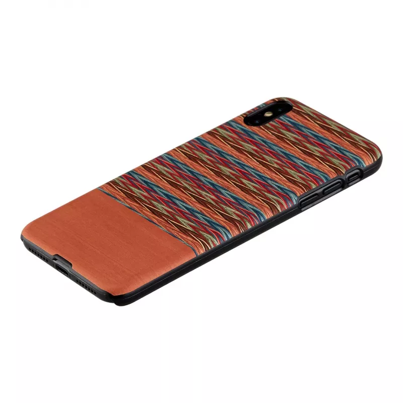 Handyhülle man and wood für iPhone X/XS — braunes Karomuster mit schwarzen Akzenten