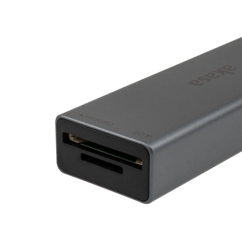 Akasa AK-CR-09BK USB 3.2 Gen1 Type-C 3-in-1-Kartenleser