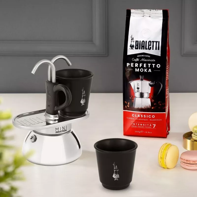 Bialetti Mini Express Induction Espressokocher-Set 7310, 2 Tassen mit 2 Gläsern