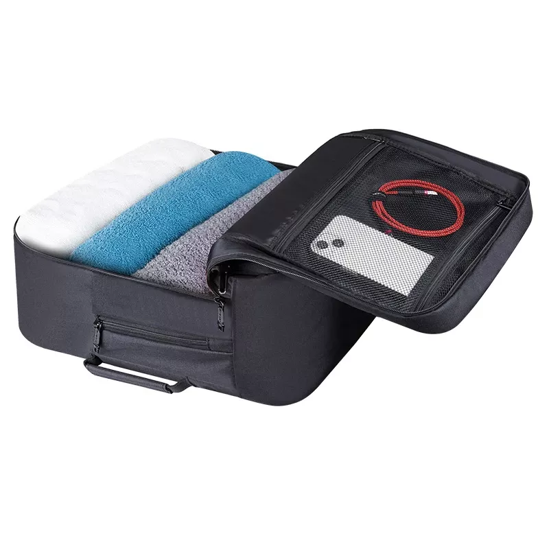 Tracer Squard 1 Kabinenrucksack für 15,6-Zoll-Laptops, 40 x 30 x 10-20 cm