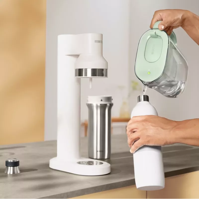 Brita sodaTRIO 1046735 Karbonisiererflasche, Edelstahl, 1 l, weiß