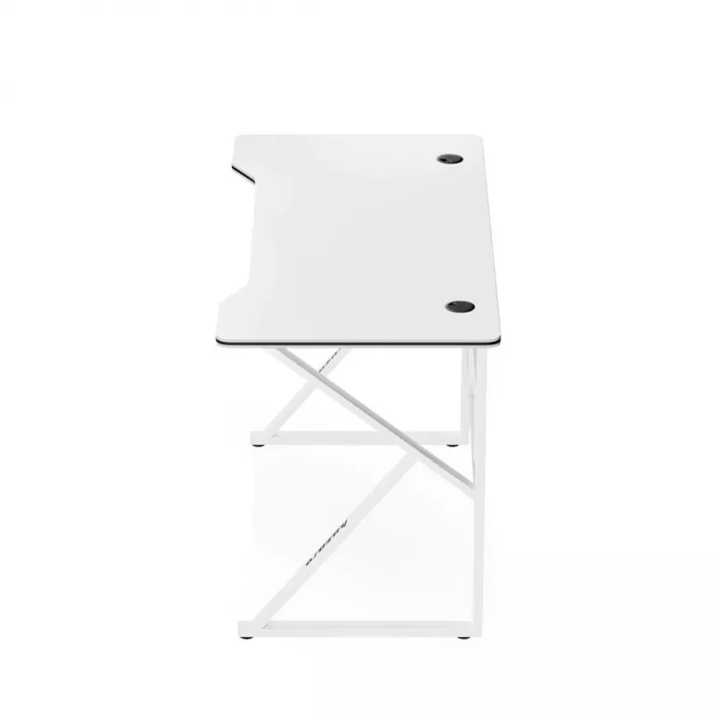 Gaming-Tisch huzaro Hero 1.6 Weiß — gerades MDF/Carbon-Tischplatte 1200×600 mm, Metallgestell, 750 mm Höhe