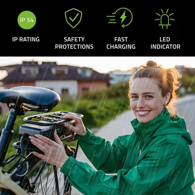 Qoltec Schnellladegerät für 36V Elektroroller und E-Bike | 42V | 2A | 5,5*2,5 | wasserdicht + Netzkabel