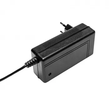 Akyga AK-PD-06 Ladegerät für Dyson V6 / V7 / V8 Staubsauger, 26,1 V / 0,78 A, 20 W, 1,8 m