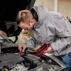 Einhell CE-BC 2 M Batterieladegerät für Auto und Motorrad, 12 V, 2 A