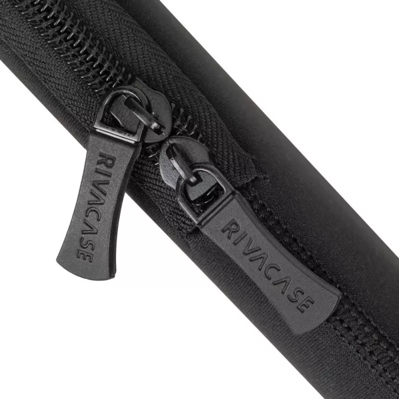 Rivacase 5226 Antishock Laptop-Hülle 15,6 Zoll (39,6 cm), Schwarz