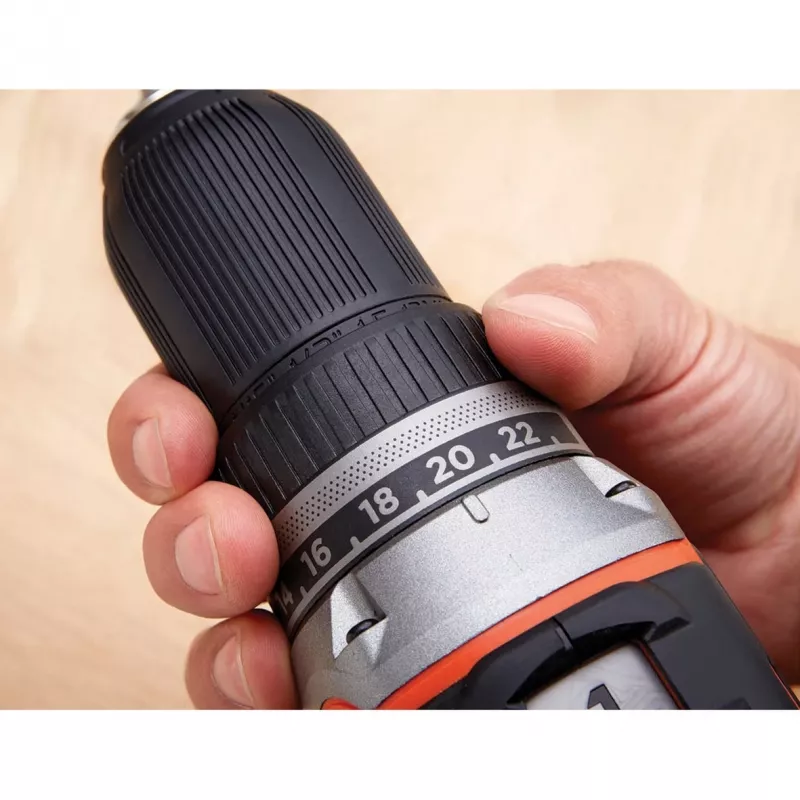 Black & Decker BL186K-QW Akku-Bohrschrauber, 18 V, 1,5 Ah Li-Ionen-Akku, 2-Gang, 1650 U/min, 52 Nm, mit Koffer, schwarz/orange