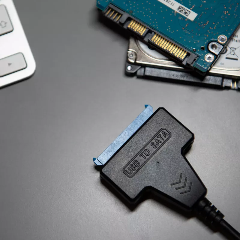 Akyga AK-CA-86 SATA auf USB-A 3.0 Adapterkabel für 2,5-Zoll-Laufwerke, 0,3 m, Schwarz