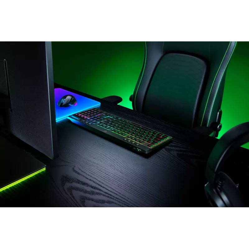 Razer BlackWidow V4 Low-Profile HyperSpeed (RZ03-05270800-R3M1) Tastatur, Orange Switch, US-Layout
