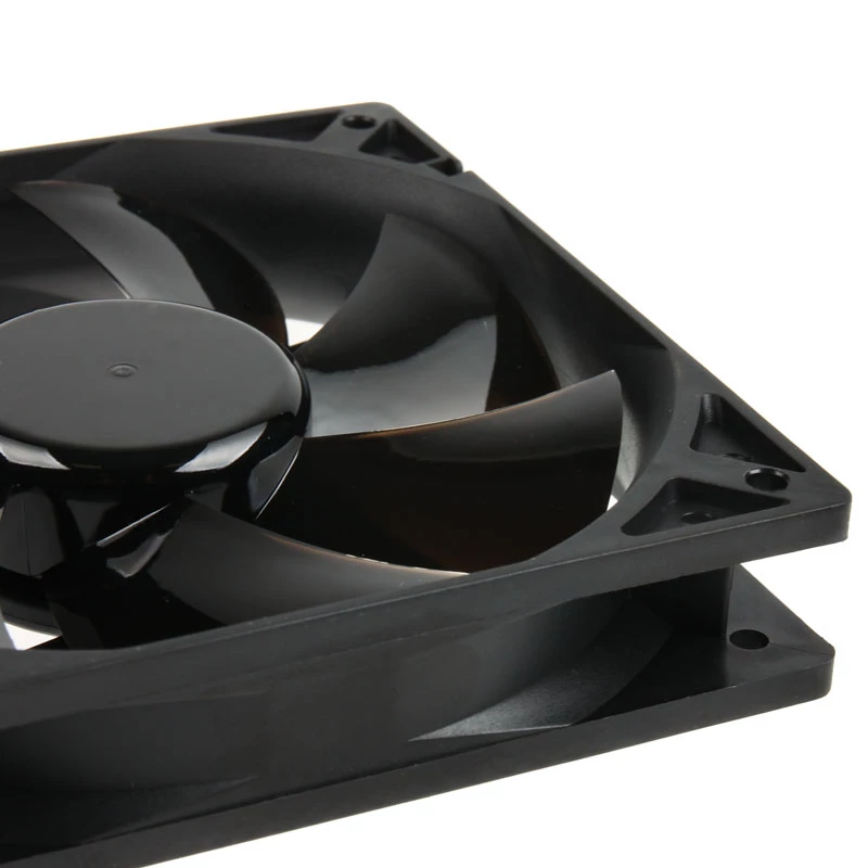 Noiseblocker BlackSilent Pro PL1 ITR-PL-1 Gehäuselüfter, 120 mm, schwarz