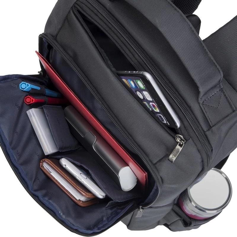 Rivacase 8262 Notebook-Tasche 39,6 cm (15.6) Rucksack-Tasche Schwarz
