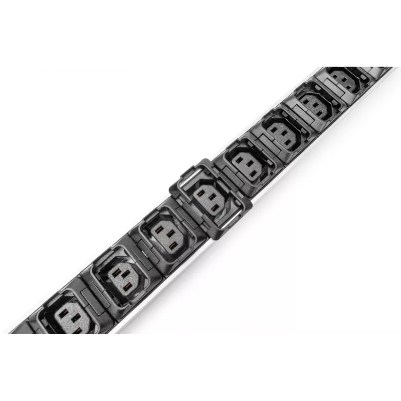 Digitus Basic IT PDU 1-phasig 16A 24 x C13 3 x C19 3m Kabel