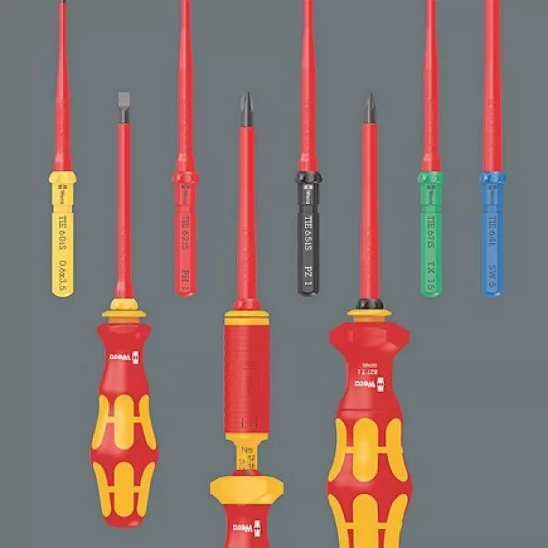 Wera 05006600001 Kraftform Kompakt VDE 7 Universal 1 Tool Finder Schraubendreher-Satz, 7-teilig, 817 VDE Kraftform-Wechselklingenhalter + 6 VDE-Wechselklingen, IEC 60900, mit Gürteltasche