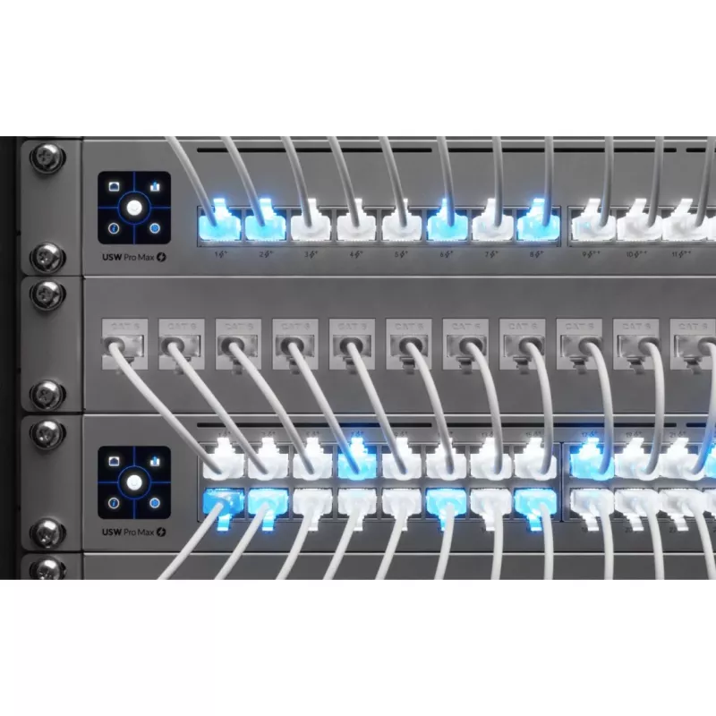 Netzwerk-Patchkabel UBIQUITI UACC-Cable-Patch-EL Cat6 RJ-45 2.5GbE PoE++ 0,15 m durchscheinend weiß (24 Stk.)