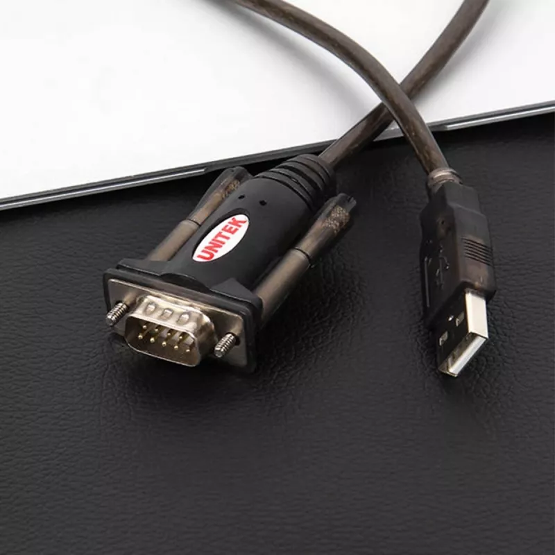 UNITEK Y-105A serielles Kabel Schwarz 1,5 m USB Typ-A DB-9