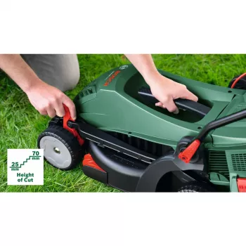 Elektro-Rasenmäher Bosch UniversalRotak 37-550 — 1400 W, 37 cm Schnittbreite