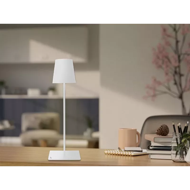 Beper P201UTP404 aufladbare LED-Stehlampe, höhenverstellbar, 2,5 W, dimmbar, Metall, weiß