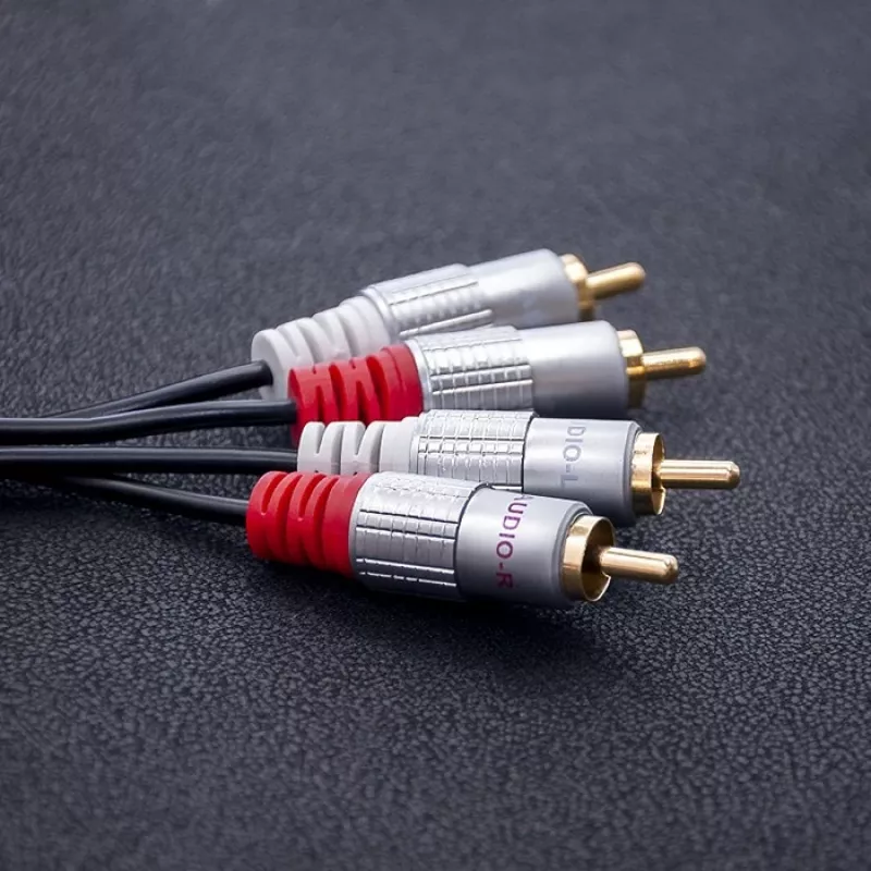 Qoltec 52338 Audiokabel, 2 x RCA-Stecker auf 2 x RCA-Stecker, 3 m, Schwarz