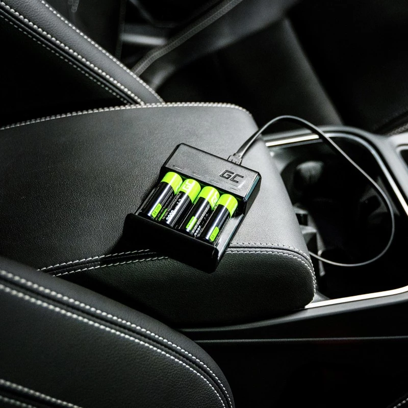 Ladegerät Green Cell GC VitalCharger mit 4× AA 2000mAh NiMH-Akkus