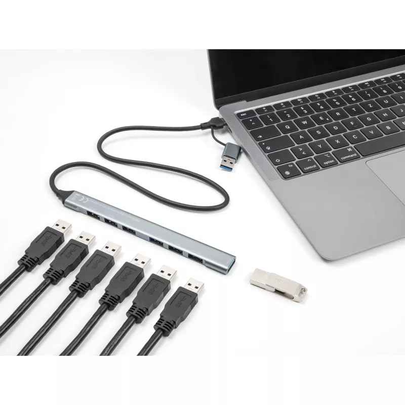 Delock 64273 7 Port Slim USB Hub, USB Type-C oder Typ-A auf 1x USB 5 Gbps Typ-A + 6x USB 2.0 Typ-A