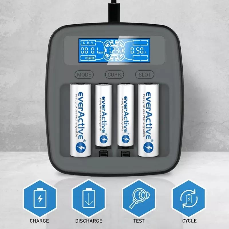 everActive NC-1000M V2 Akkuladegerät, Ni-MH, 4 Schächte AA/AAA, USB-C, Schwarz