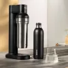 Brita sodaTRIO 1046734 Karbonisiererflasche, Edelstahl, 1 l, schwarz