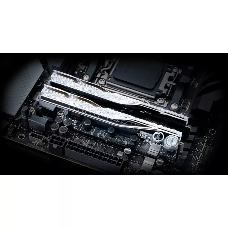Trident Z5 Royal NEO RGB EXPO 32GB (2x16GB) DDR5 PC5-48000C28 6000MHz – Silber