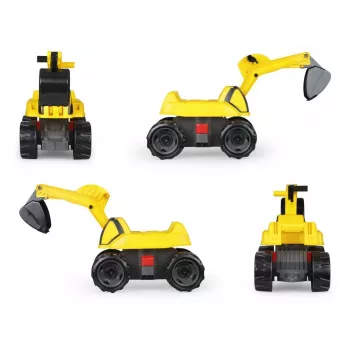 Lena Giga Trucks Bagger