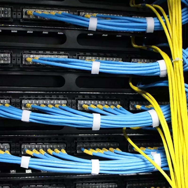 Kabelmanager QOLTEC 54514 für 19-Zoll-Racks, 24 Ports