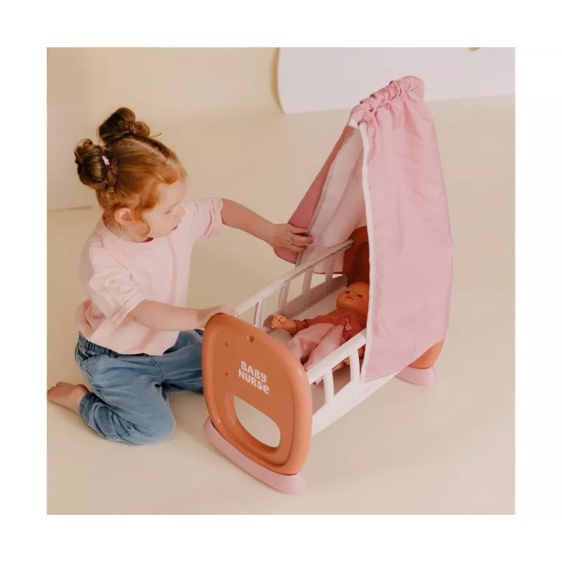Baby Nurse Wiege