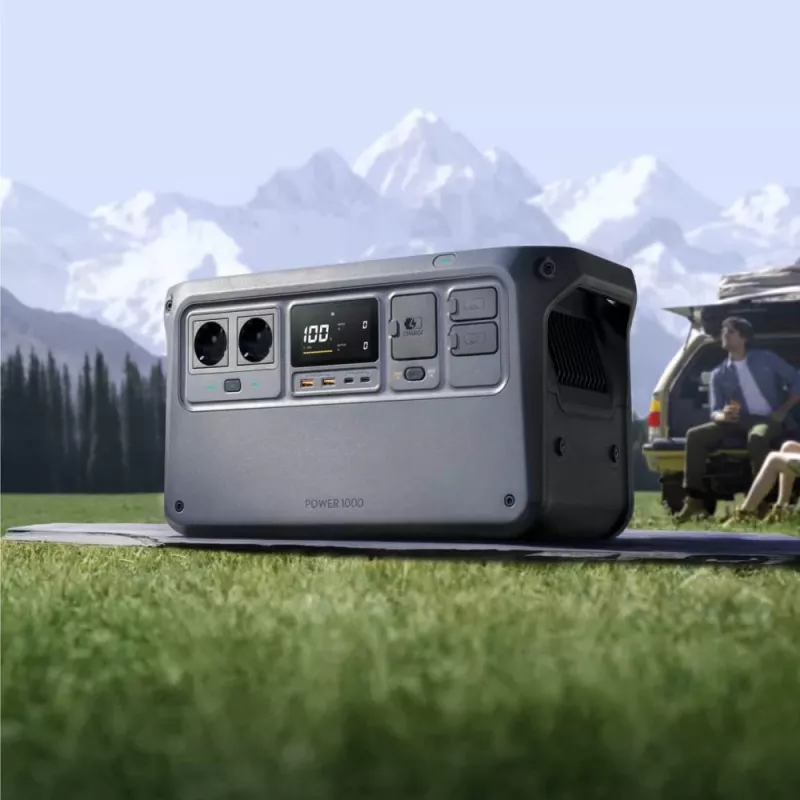 DJI Power 2000 tragbare Powerstation, 2048 Wh, 3000 W