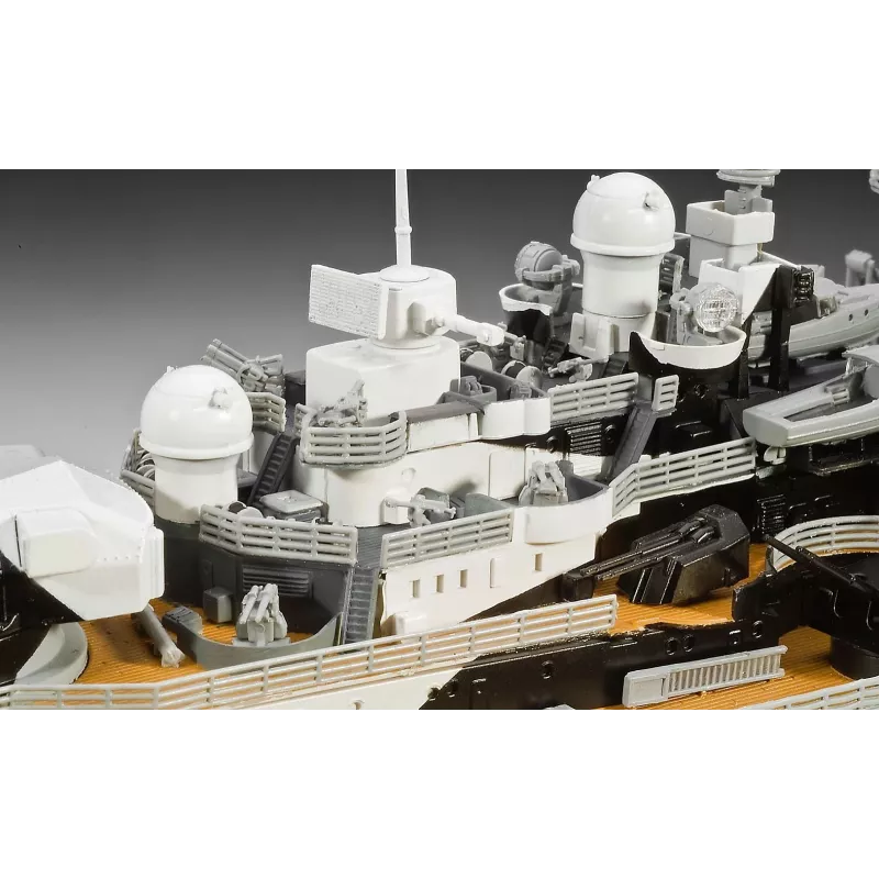 Plastikmodellschiff REVELL Tirpitz Maßstab 1:350