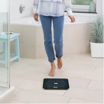 Medisana BS 450 Körperanalysewaage, Max 180kg, Schwarz, Bluetooth, ITO-Sensoren (40510)