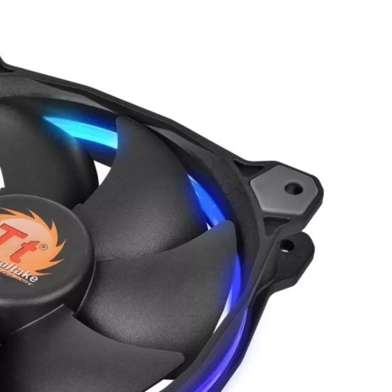 Thermaltake Riing 14 LED 256 Color CL-F043-PL14SW-B Gehäuselüfter 140 mm, 3er-Pack, 600–1400 U/min, 4-Pin