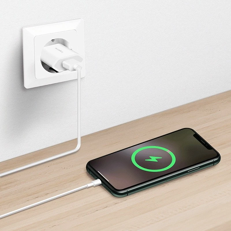 USB-A Buchse Adapter, 5W, 5V/1A, 1xUSB-A weiß