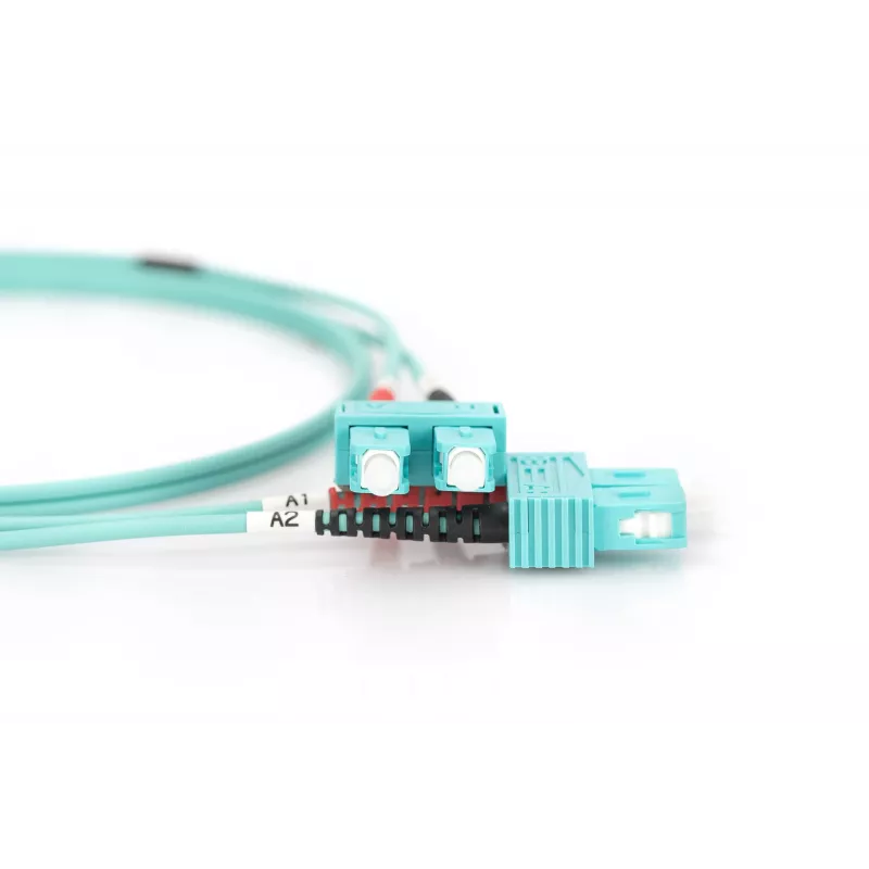 DIGITUS Professional - Patchkabel - SC Multimode (M) zu SC Multimode (M) - 2 m - Glasfaser - 50/125 Mikrometer - OM3 - halogenfrei - aquamarin