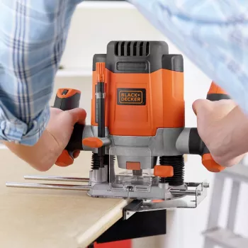 Black+Decker KW1200E Oberfräse, 1200 W, 8.000–28.000 U/min