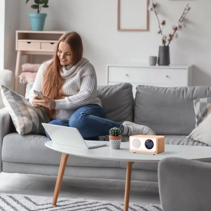 Manta RDI912W Rimini Radiowecker, Weiß
