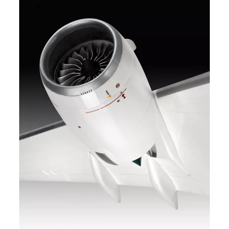 Revell 03881 Airbus A350-900 Lufthansa Plastikmodellbausatz, 1:144