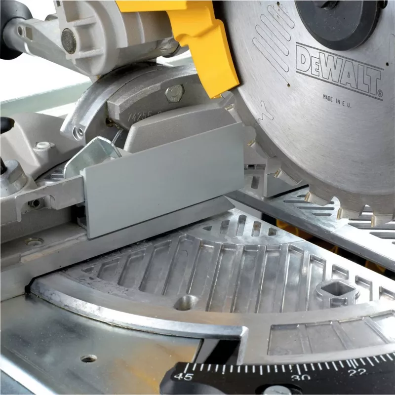 DeWALT DW743N Kapp- und Gehrungssäge 2850 U/min 2000 W