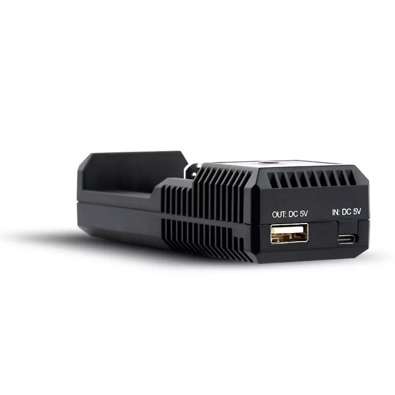 everActive UC-100C Universal-Akkuladegerät mit Powerbank-Funktion, USB-C
