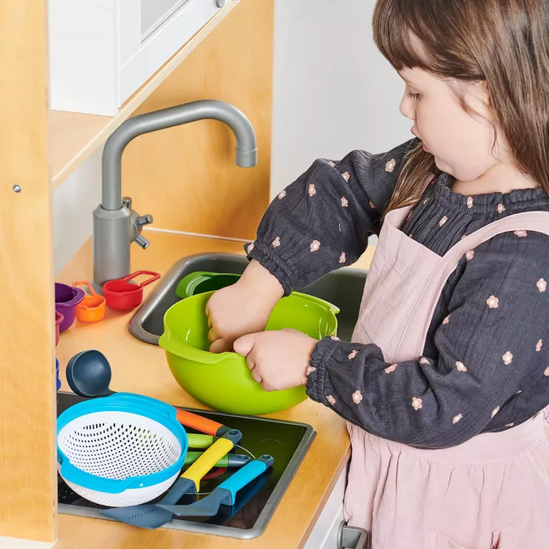 Joseph Joseph Kitchen Essentials Set, Spielküche