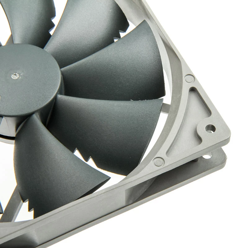 Noctua NF-P14s redux-900 Lüfter