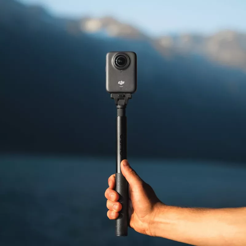 DJI Osmo 360 Adventure Combo CP.OS.00000442 8K 360° Action-Kamera, 120 MP, 1/1,1-Zoll-CMOS, 2-Zoll-Display, 128 GB, WLAN, IP68